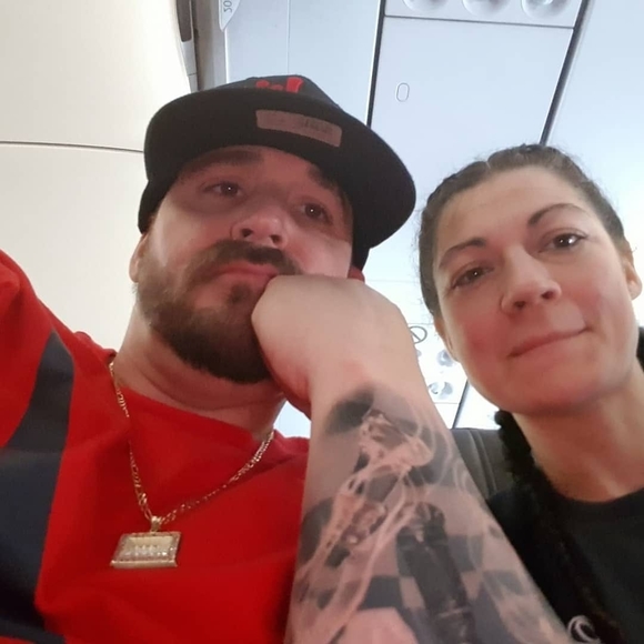 Profile Picture of Matthew Seagraves (@naturalycut) on Poshmark