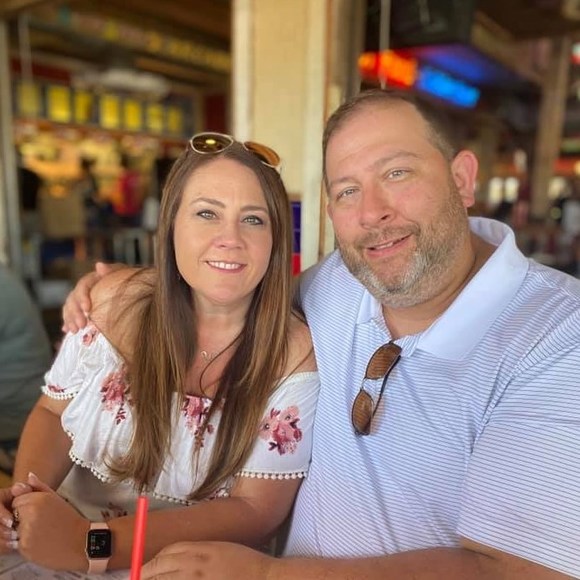 Profile Picture of Lisa Hebert (@abears72) on Poshmark