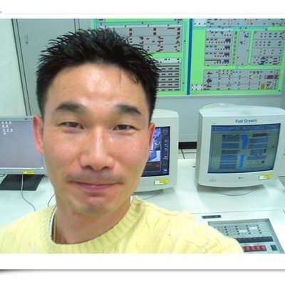 Profile Picture of 신용구 (@ShinYongKu) on Twitter