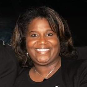 Profile Picture of Michele Larkin (@mlarkin1009) on Twitter