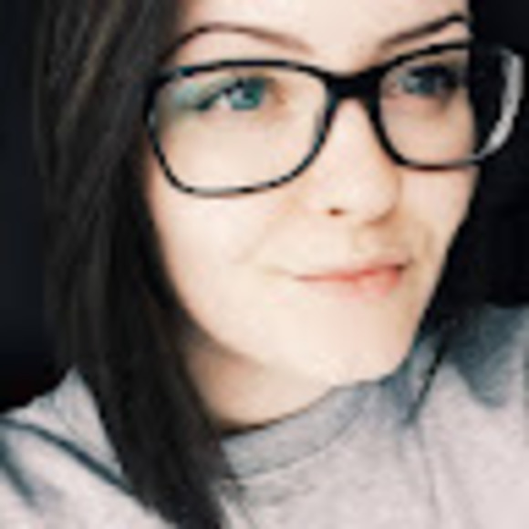Profile Picture of Joelle Mank-proctor (@joelleproctor) on Poshmark