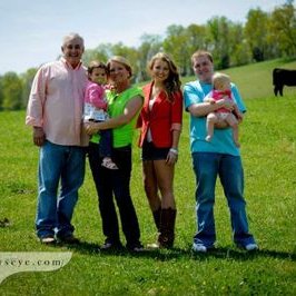 Profile Picture of Steve & Kimberly Bradley (@TheBradleyRanch) on Twitter