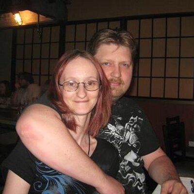 Profile Picture of Lori Laster (@lauralove72370) on Twitter