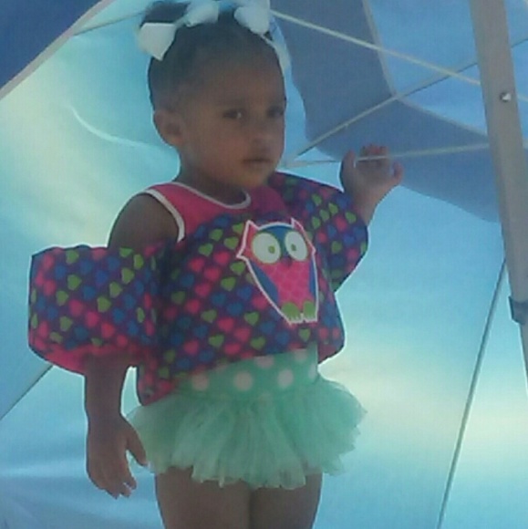 Profile Picture of Michelle Nipper (@mimi_tha_beauty) on Poshmark