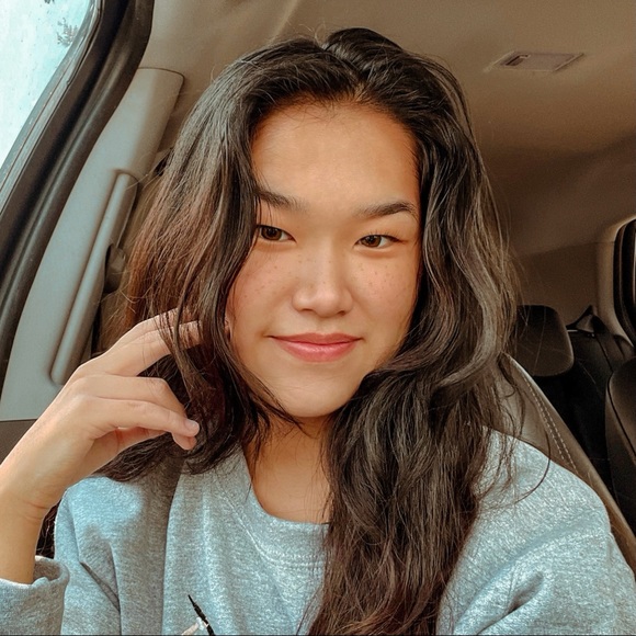 Profile Picture of Kate Jurbala (@jurbalakat) on Poshmark