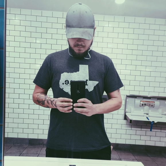 Profile Picture of Joshua Leal (@tcgvisual) on Poshmark