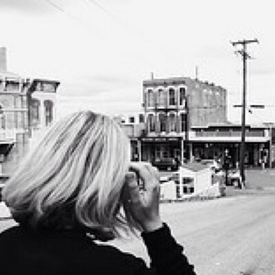 Profile Picture of Eva 🗽 (@stareitcold) on Twitter