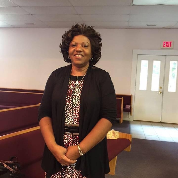 Profile Picture of Paula Wilkerson (@stepinstyle) on Poshmark