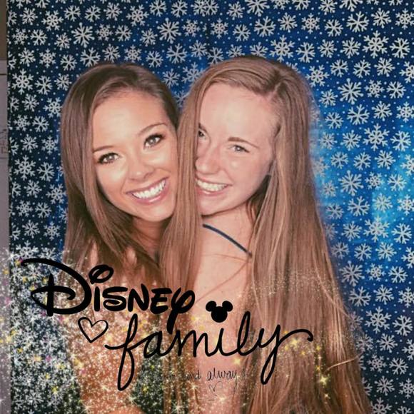 Profile Picture of Brooke Tavolacci (@btavolacci) on Poshmark