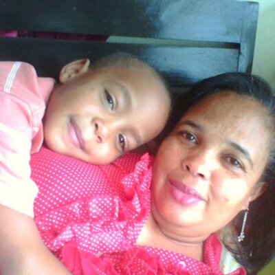 Profile Picture of Luz Esther Tavarez (@LuzTavarez) on Twitter