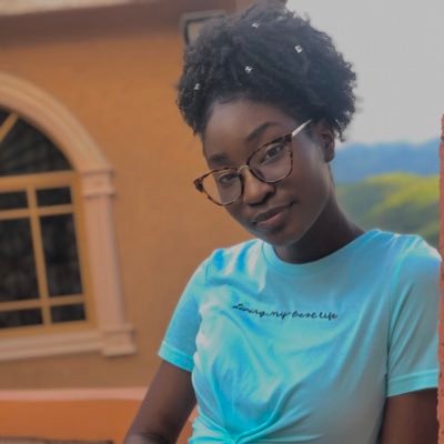 Profile Picture of Risky 🤪 (@DanDaleAnn) on Twitter