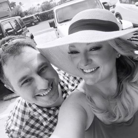 Profile Picture of Lisa Aschinger (@lcjohnsen03) on Poshmark