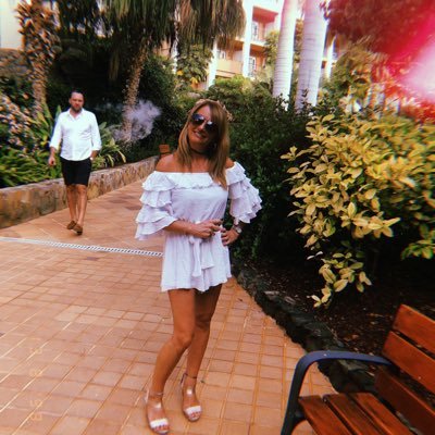 Profile Picture of Paula Dear (@PaulaDear6) on Twitter