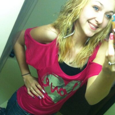 Profile Picture of Jessica Eckert (@JessieBabii3377) on Twitter