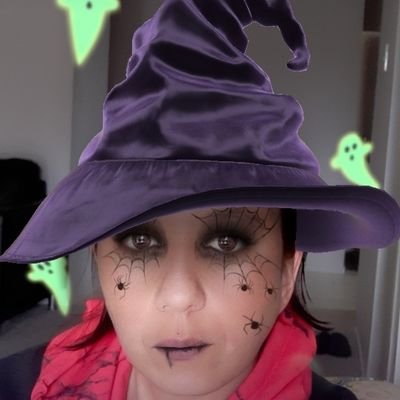 Profile Picture of Lillian Grant (@Lillian78198371) on Twitter
