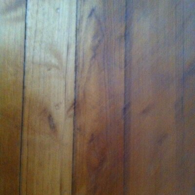 Profile Picture of Abcde (@PerrinLaurie) on Twitter