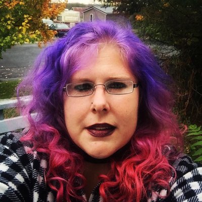 Profile Photo of Bonnie Stone (@Bonnie1496) on Twitter