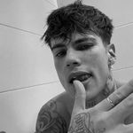 Profile Picture of ᴀʀᴏɴ ᴍᴀʀsʜᴀʟʟ (@psicopatico.itttt) on Instagram