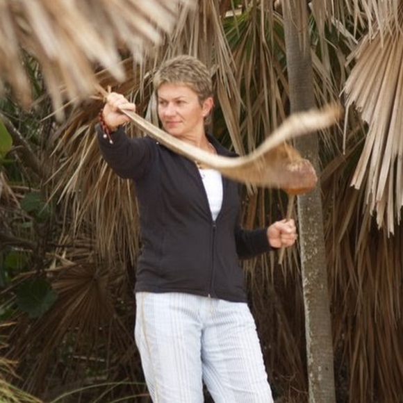 Profile Picture of Grazyna Rowicka (@8005325) on Poshmark