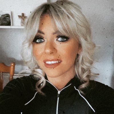 Profile Picture of ✨ Kelly Marie  ✨ (@KellyMoore_x) on Twitter