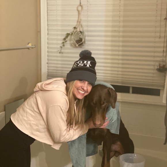 Profile Picture of Dewayne Herring (@beerman910) on Poshmark