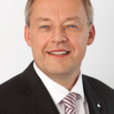 Profile Picture of Manfred P. Bayerlein Ph.D. (@manfred46494518) on Twitter
