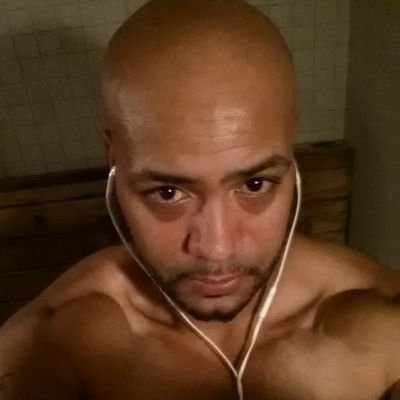 Profile Picture of Patrick Benoit SR (@BaldHeadRed713) on Twitter