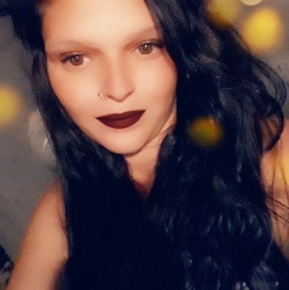 Profile Picture of Ashley Breda (@ashleybreda412) on Poshmark