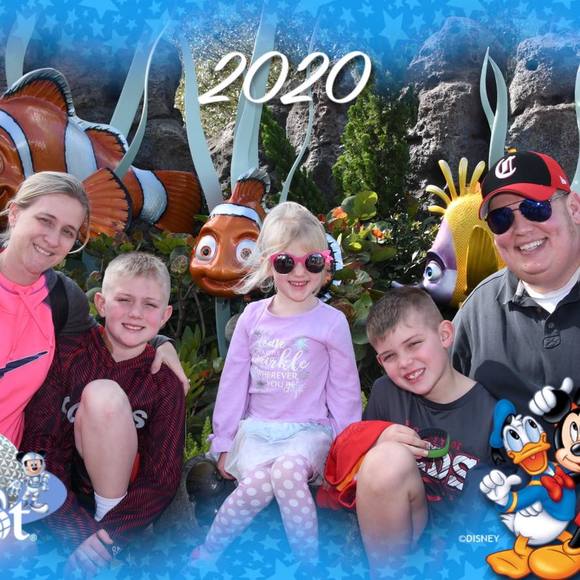 Profile Picture of Shawna Mcclure (@sleetin11) on Poshmark