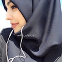 Profile Picture of June Bee (@june-bee-15) on Quora