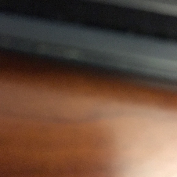 Profile Picture of Shalan Hassim (@shakhas111) on Poshmark