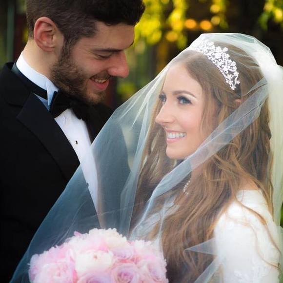 Profile Picture of Dan Poleyeff (@danjinbfg) on Poshmark