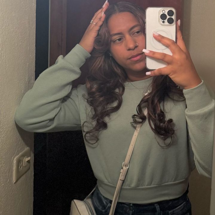 Profile Picture of irisalmonte27 (@irisalmonte27) on Tiktok