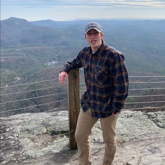 Profile Picture of Ben Gustely (@bgustely) on Poshmark