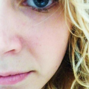 Profile Picture of Chloe Lake (@wearwhiteafterlaborday) on Myspace