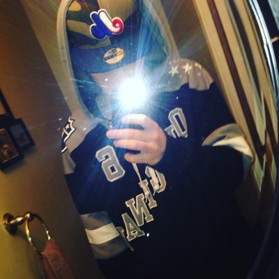 Profile Picture of Dylan Dobson Allard (@dda_31) on Twitter