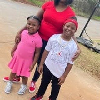 Profile Picture of Yolanda Jones (@derekshine1) on Instagram