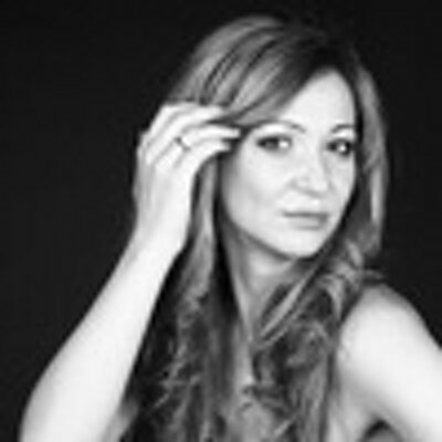 Profile Picture of Helen Harrell (@HolmesHarrell) on Twitter
