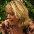 Profile Picture of Deborah Barnard (@deborah.barnard.71) on Instagram