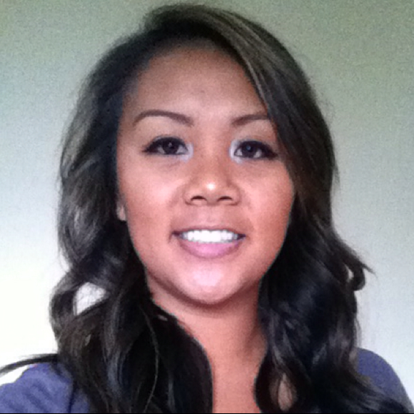 Profile Picture of Shelby Chow (@sheebyboo) on Poshmark