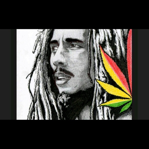 Profile Picture of Aliyah Truxall (@love56833) on Poshmark