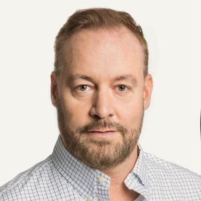 Profile Picture of Nick Weir (@NickWeirShowbiz) on Twitter