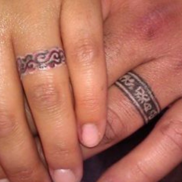 Profile Picture of Kristi Polozola (@polozolak) on Poshmark