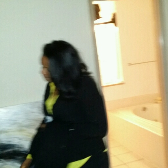 Profile Picture of Jamineka Davis (@jaminekadavis) on Poshmark