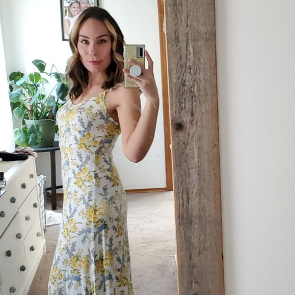 Profile Picture of Tayler Slipher (@spazimatazz) on Poshmark
