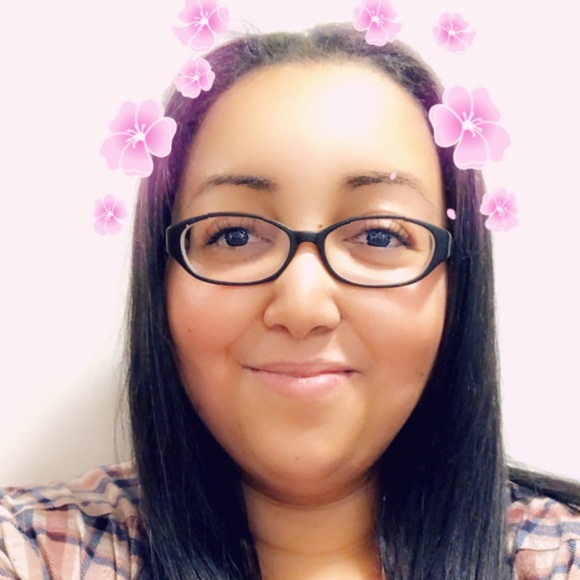 Profile Picture of Shawna Tracy (@shawnatracy) on Poshmark