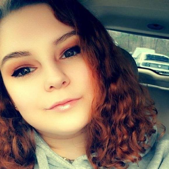 Profile Picture of Rebecca Cederman (@rebeccacederman) on Poshmark