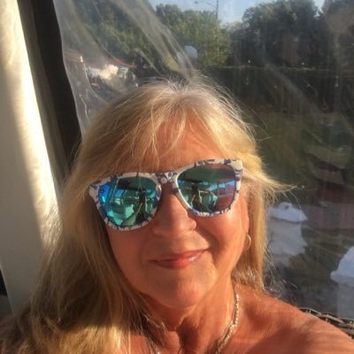 Profile Picture of Linda Jeffries (@LindaJeffries19) on Twitter