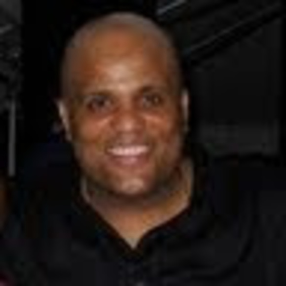 Profile Picture of Walter Reid (@walterreid667) on Poshmark