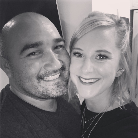 Profile Picture of Lauren Varallo (@lvsantamaria842) on Poshmark
